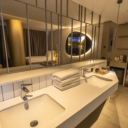 Four Hills מלון אנטליה