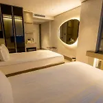 Hotel Four Hills 3*