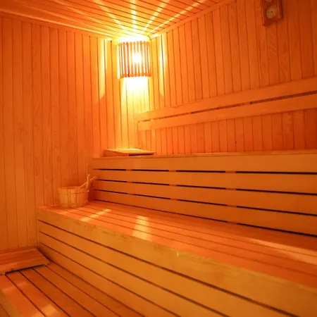 Four Hills Ξενοδοχείο 3*