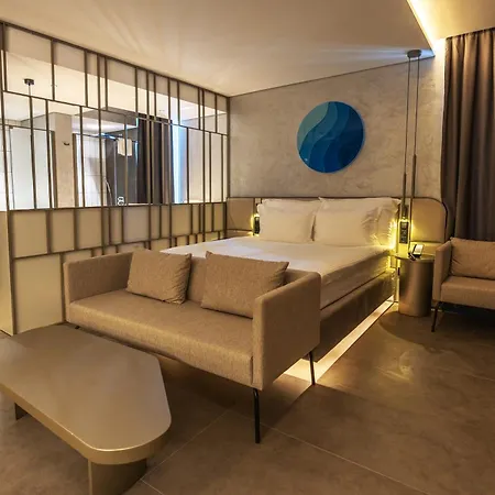 Four Hills Hotel