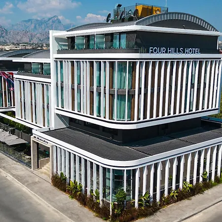 Four Hills Hotel 3*