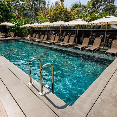 Four Hills Hotel