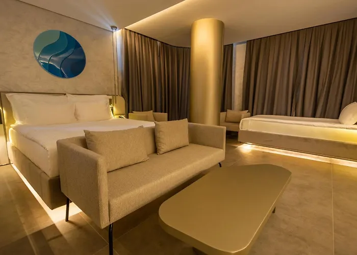 Hotel Four Hills
