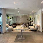 Four Hills Hotel