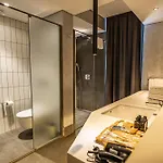 Hotel Four Hills