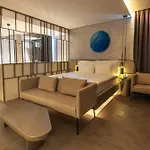 Four Hills Hotel