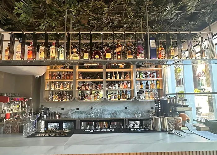Four Hills Hotel